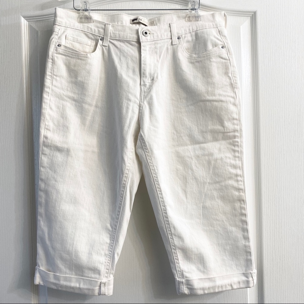 Levi’s pants